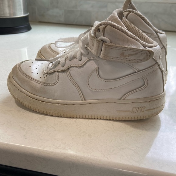Worn Nike Boy's Air Force 13 Mid Le (Kid) - Picture 2 of 6